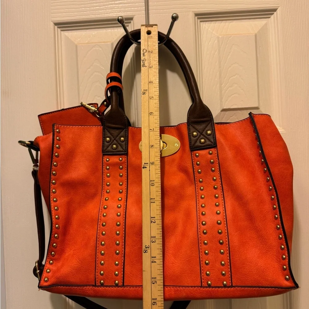 Alyssa Orange and Brown Leather‎ Shoulder Bag with Gold Clasp